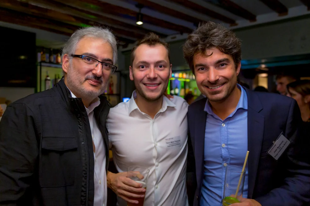 dl202110131365.jpg